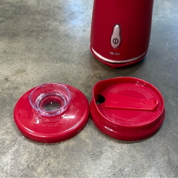 Hamilton Beach 51101R Single Serve Blender Red Personal Smoothie Shake Mixer - Picture 3 of 8